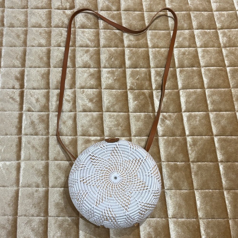 Round White Woven Crossbody Bag with Brown Strap